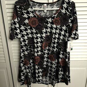 Brand new LuLaRoe Perfect T; Size:S; Red roses on checkerboard-like background